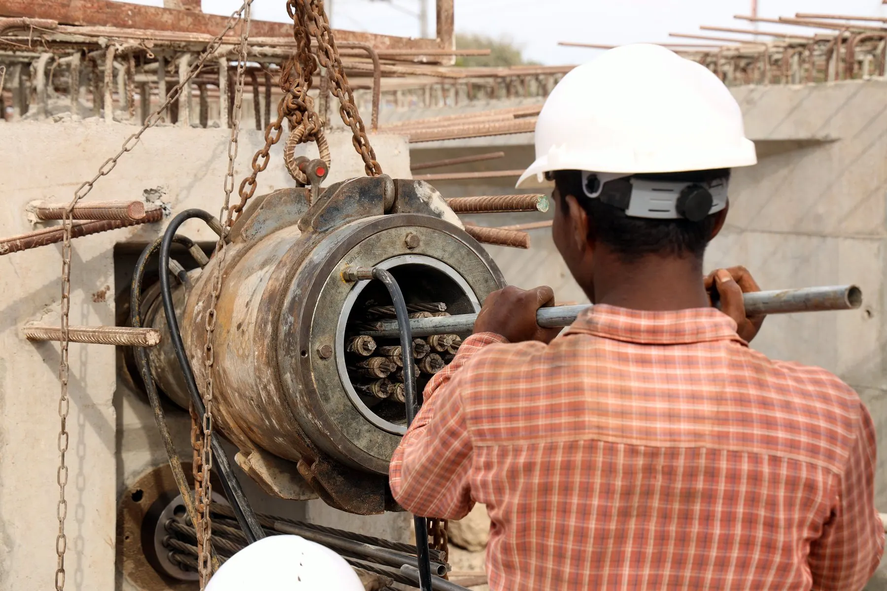 Stressing to 80% UTS: TYROS crew at Okha railway bridge, Gujarat